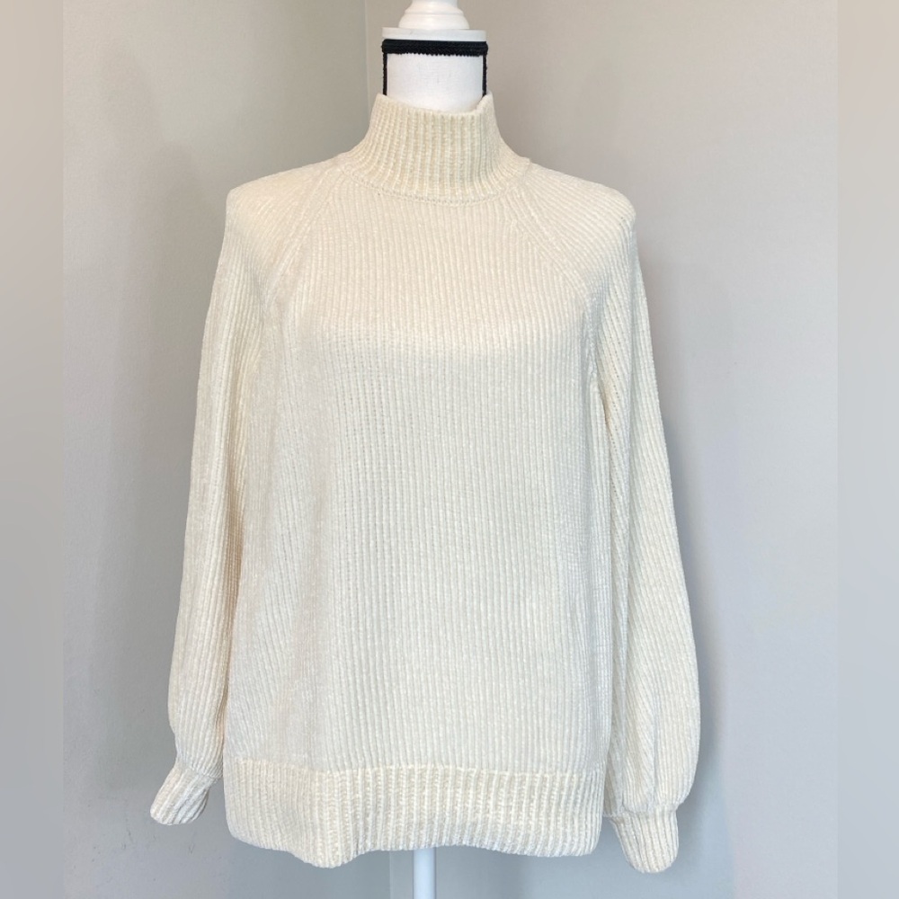 Loft Chenille Sweater Womens size Medium Cream Ivory Soft Mock Neck Cozy Minimal
